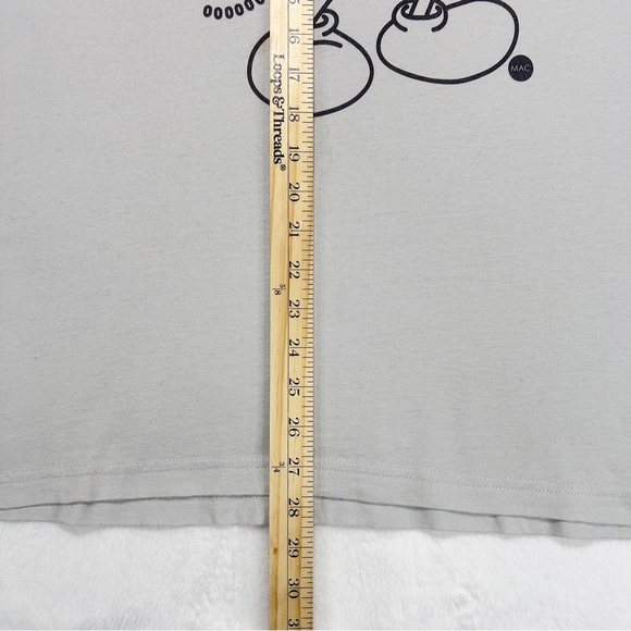 Mickey Mouse Fitted Tee Shirt Mens L Day of the Dead Themed ☠️ Off White - Picture 6 of 13